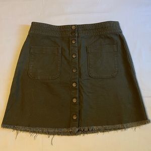 Madewell denim skirt with snap buttons in front